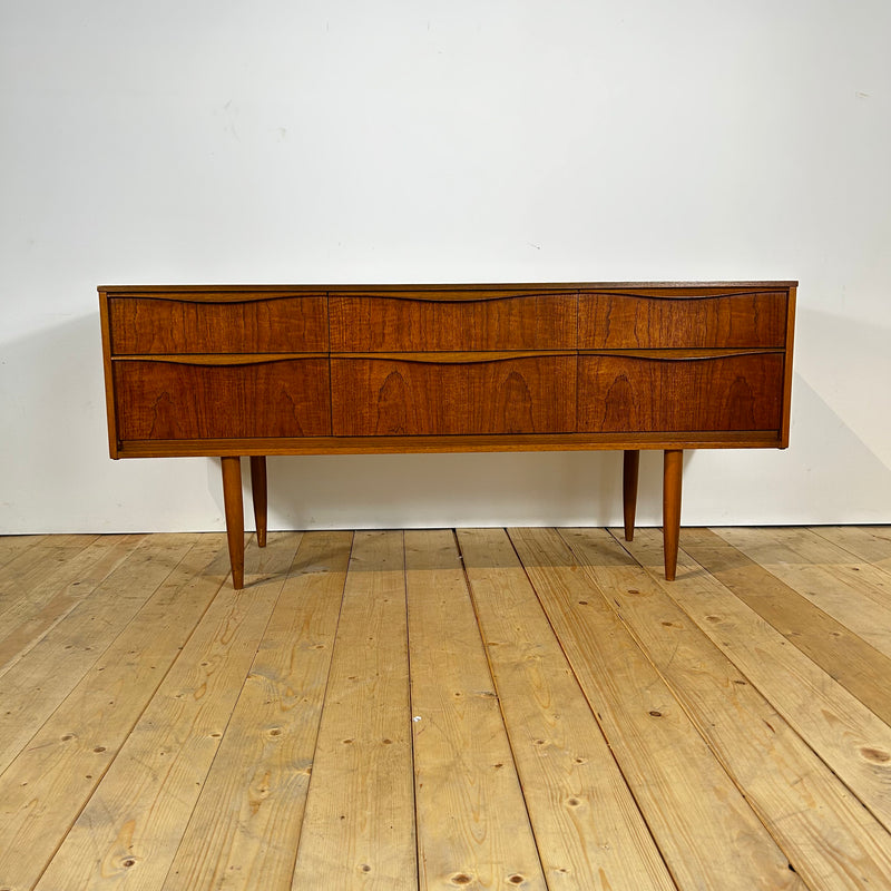 Cassettiera Austinsuite in teak, anni Sessanta