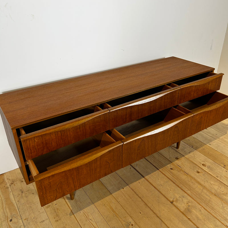 Cassettiera Austinsuite in teak, anni Sessanta