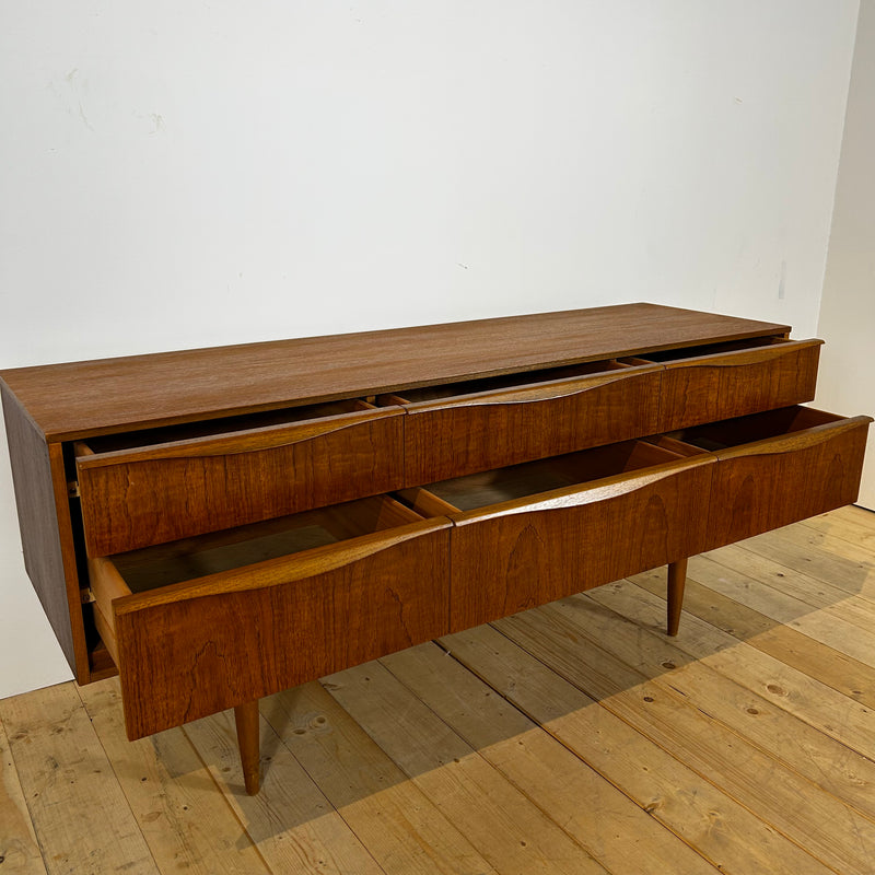 Cassettiera Austinsuite in teak, anni Sessanta