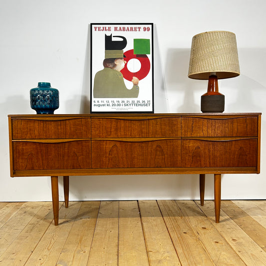 Cassettiera Austinsuite in teak, anni Sessanta
