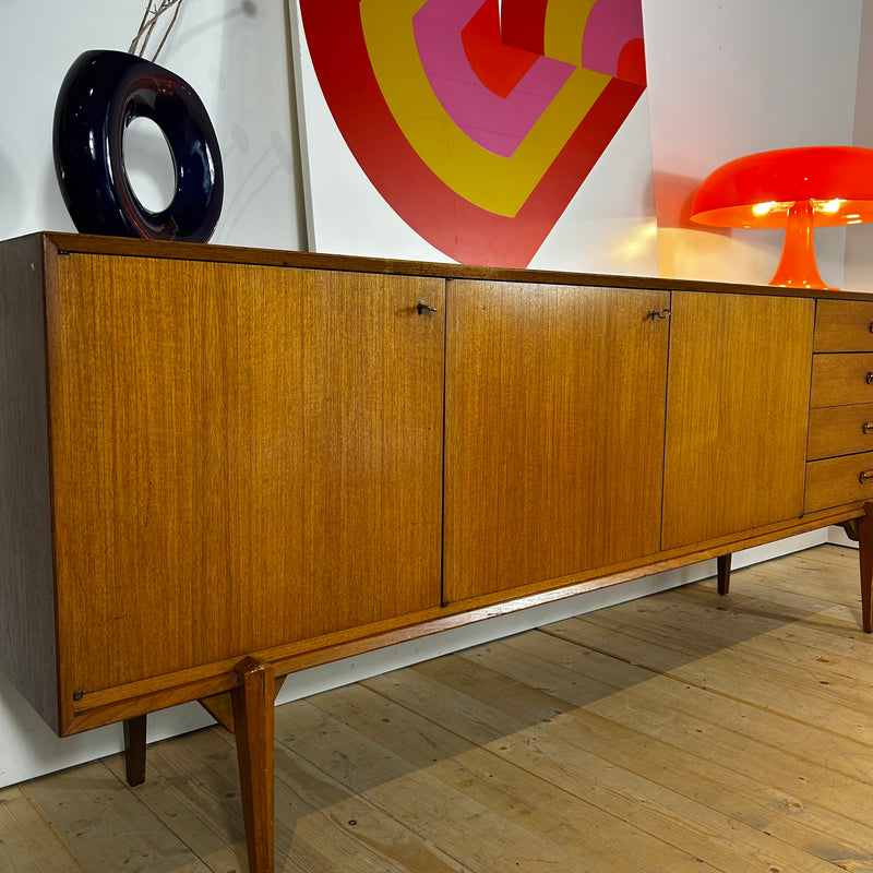 Sideboard in teak, anni ’60