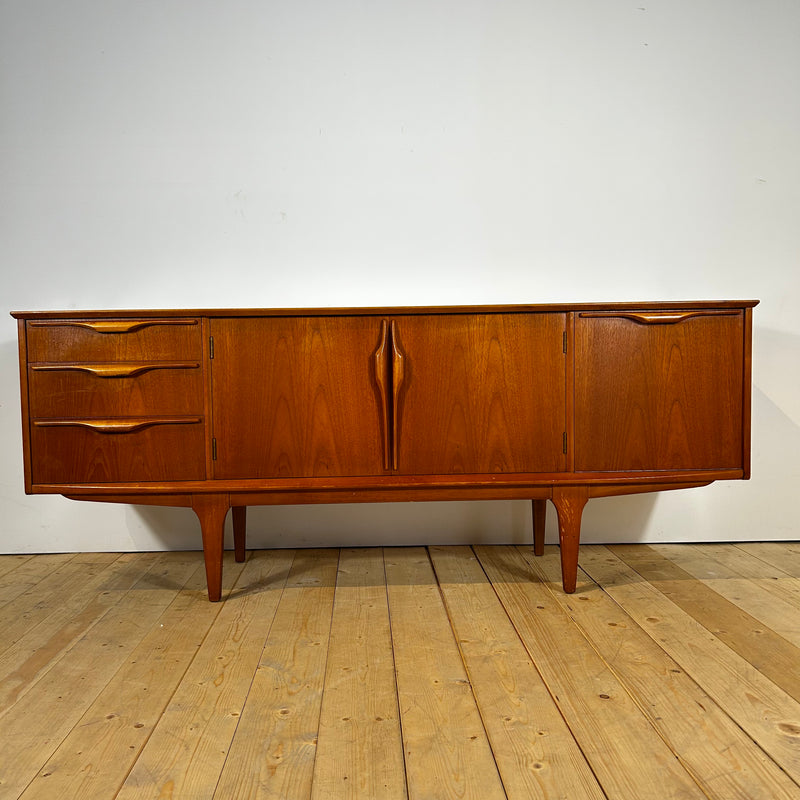 Sideboard di Jentique Furniture in teak, anni ’60