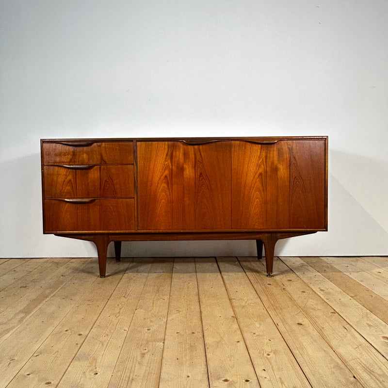 Sideboard McIntosh, anni ’60