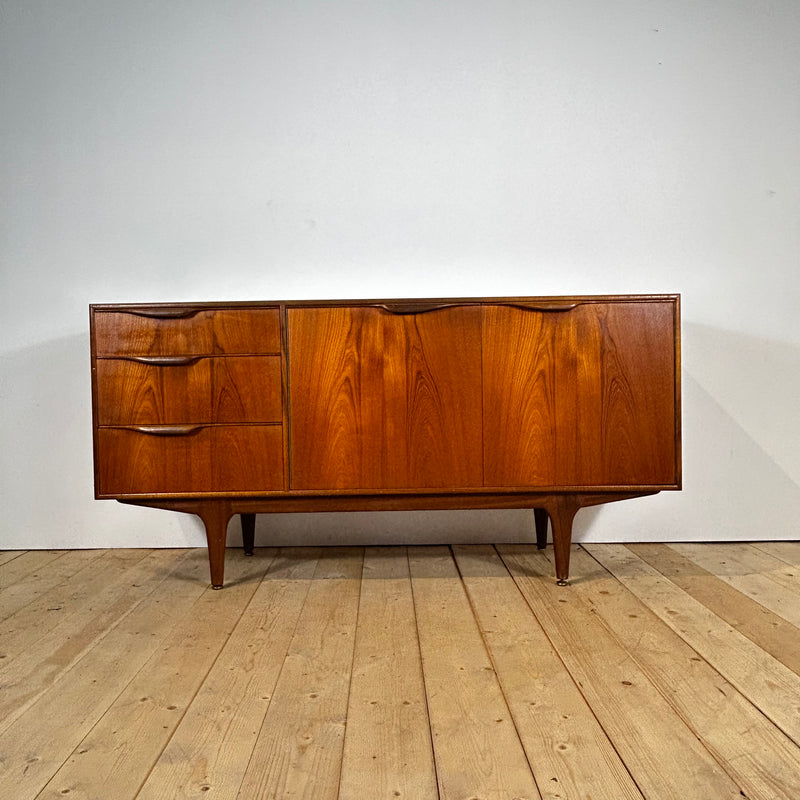Sideboard McIntosh, anni ’60