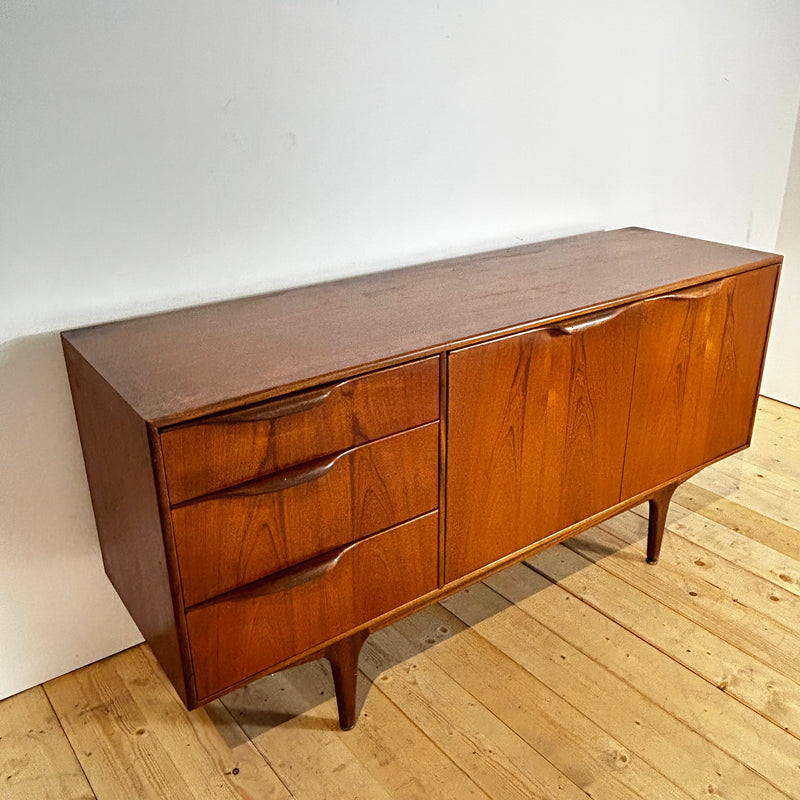 Sideboard McIntosh, anni ’60