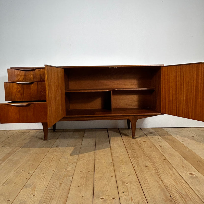 Sideboard McIntosh, anni ’60