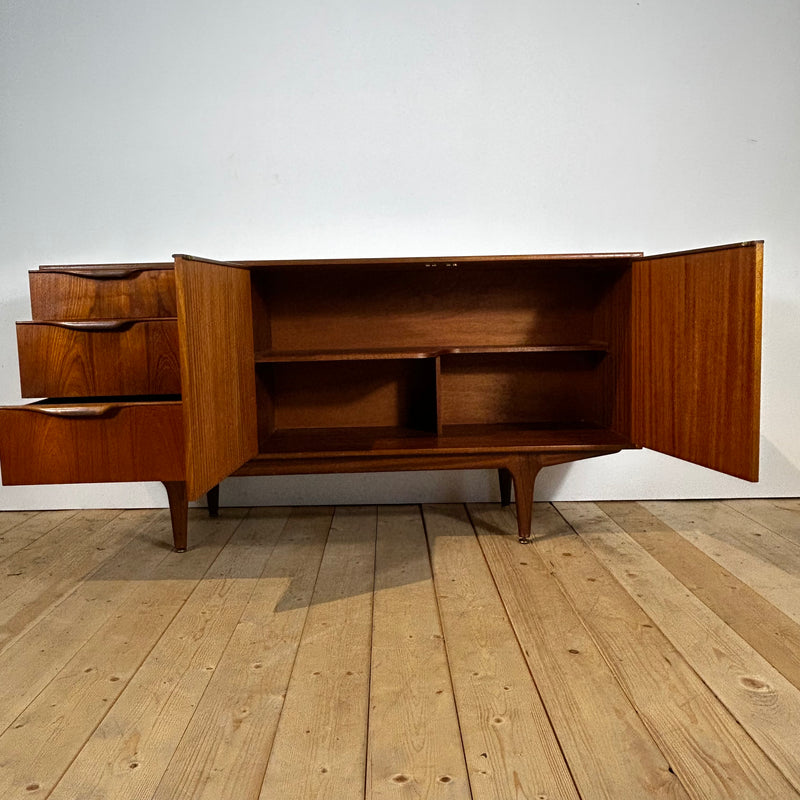Sideboard McIntosh, anni ’60
