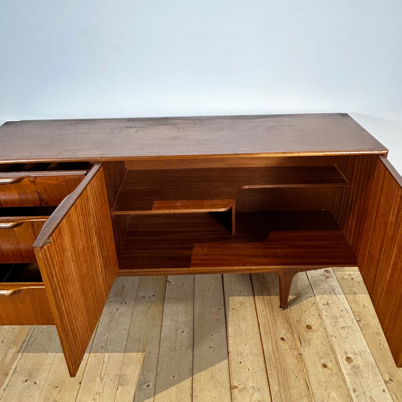 Sideboard McIntosh, anni ’60