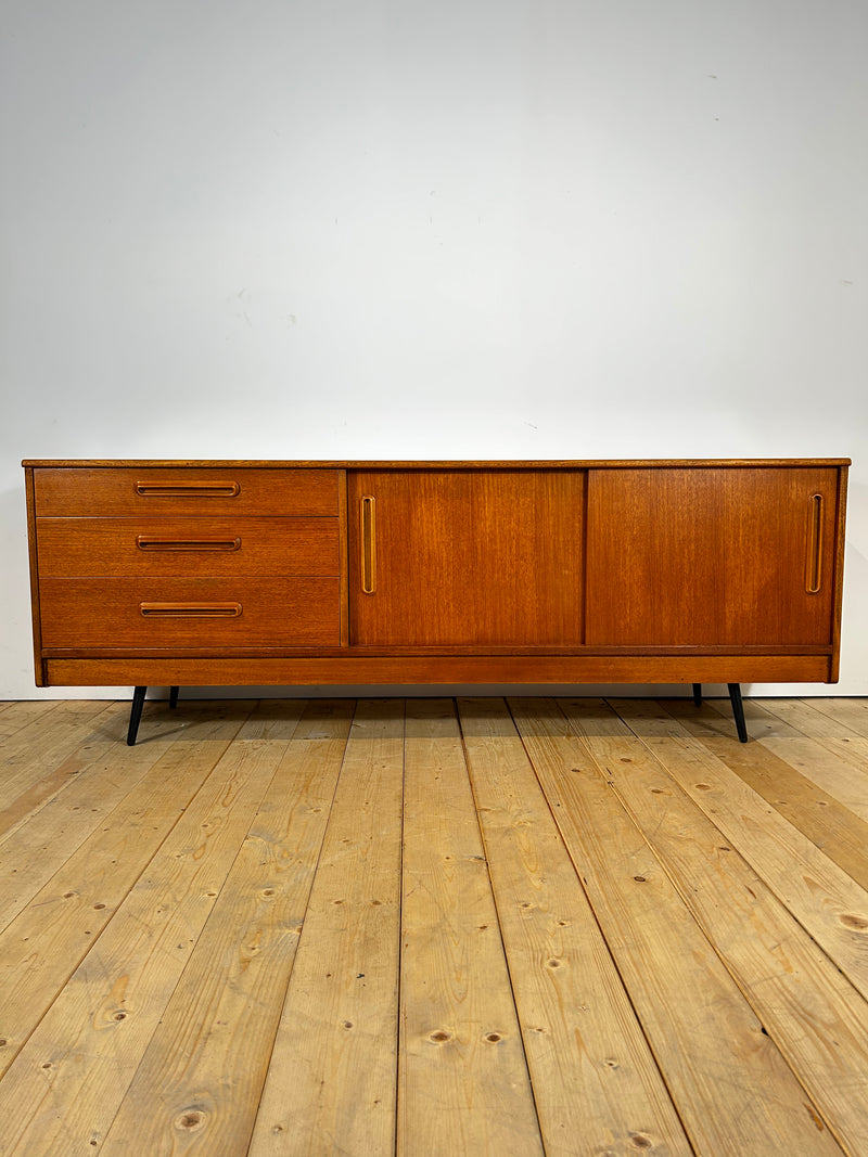 Sideboard in teak danese, anni ’60