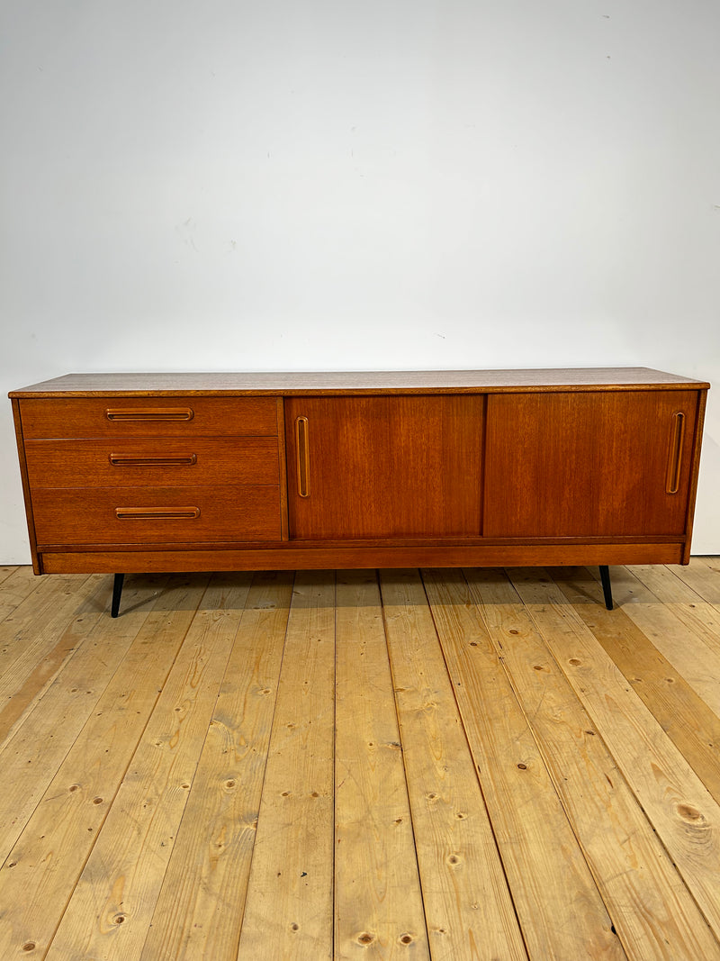 Sideboard in teak danese, anni ’60