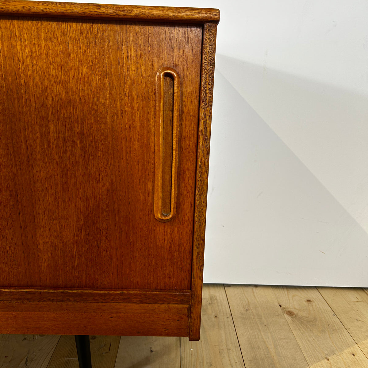 Sideboard in teak danese, anni ’60