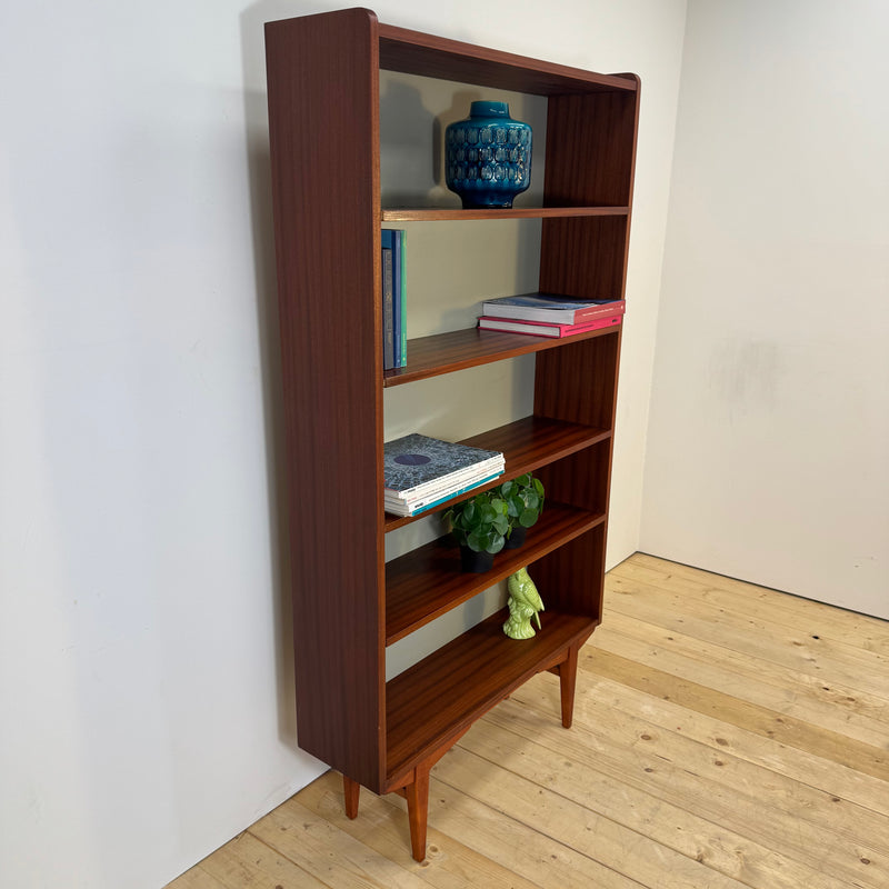 Libreria svedese in teak con cinque ripiani, 1960