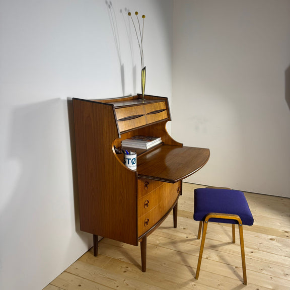 Mobile danese in teak con cassetti e scrittoio estraibile – 1960 laterale home
