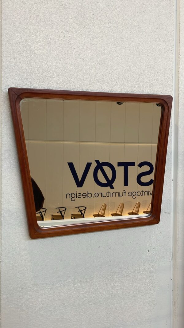 Specchio vintage in teak, Danimarca 1960