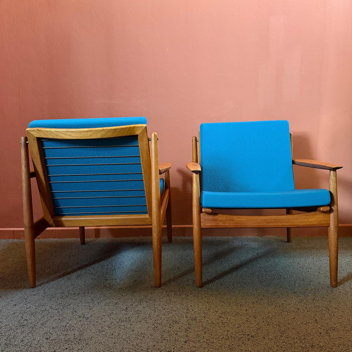Coppia di poltrone modello 431 di Arne Vodder per Glostrup Møbelfabrik, anni ’60
