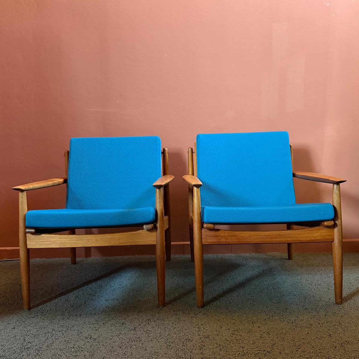 Coppia di poltrone modello 431 di Arne Vodder per Glostrup Møbelfabrik, anni ’60
