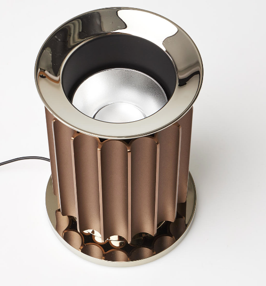 Pier Giacomo Castiglioni & Achille CAastiglioni, Lampada da tavolo, “Taccia” per Flos