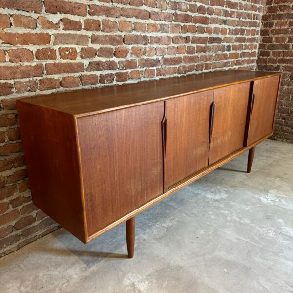 Sideboard Gunni Omann per Omann Jun, Danimarca, anni ’60