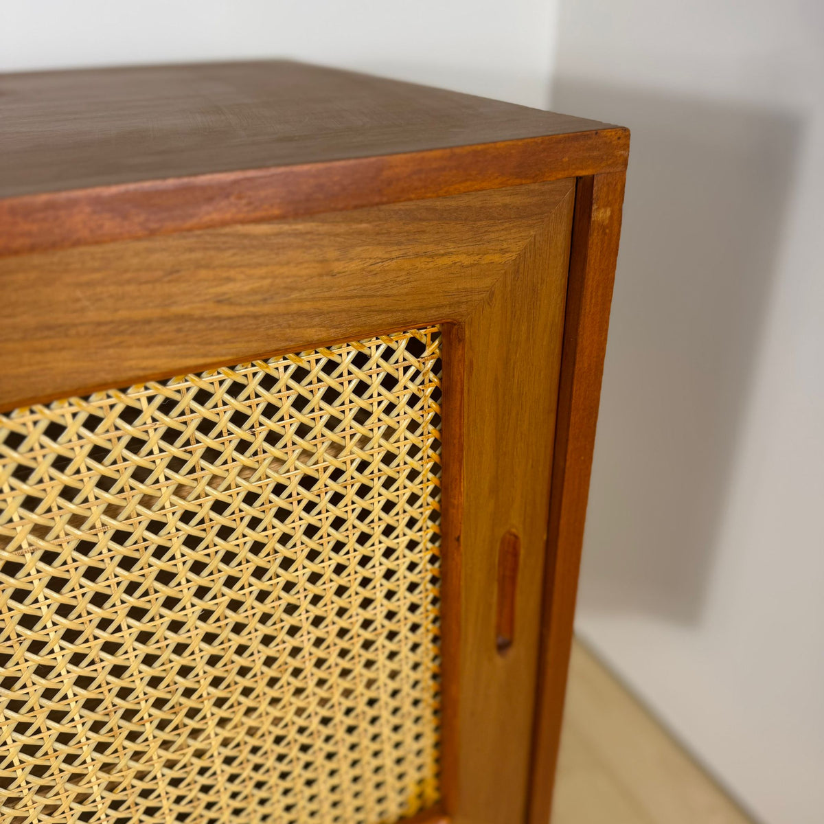 Sideboard Vintage in Teak dettagliu