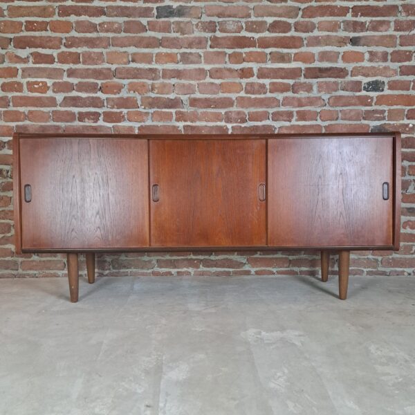 Sideboard in teak a tre ante scorrevoli, Danimarca 1960