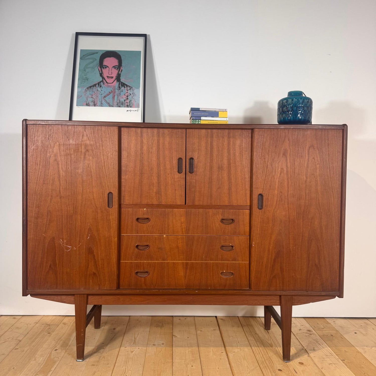 Sideboard danese alta in teak, anni '60