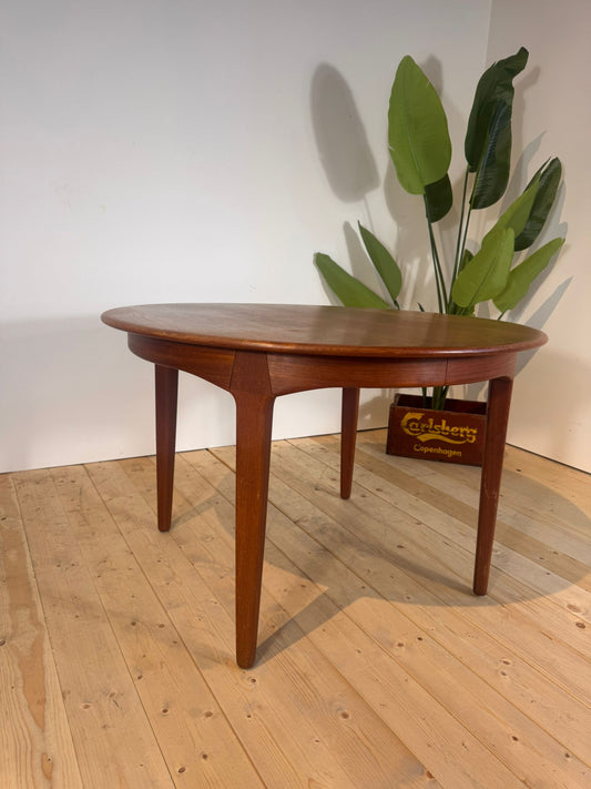 Tavolo rotondo Model 62 Henry Kjærnulf in teak, 1958
