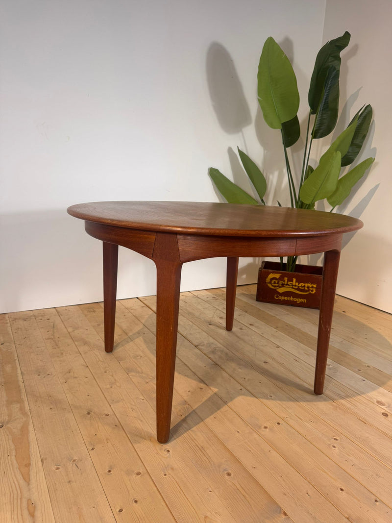 Tavolo rotondo Model 62 Henry Kjærnulf in teak, 1958