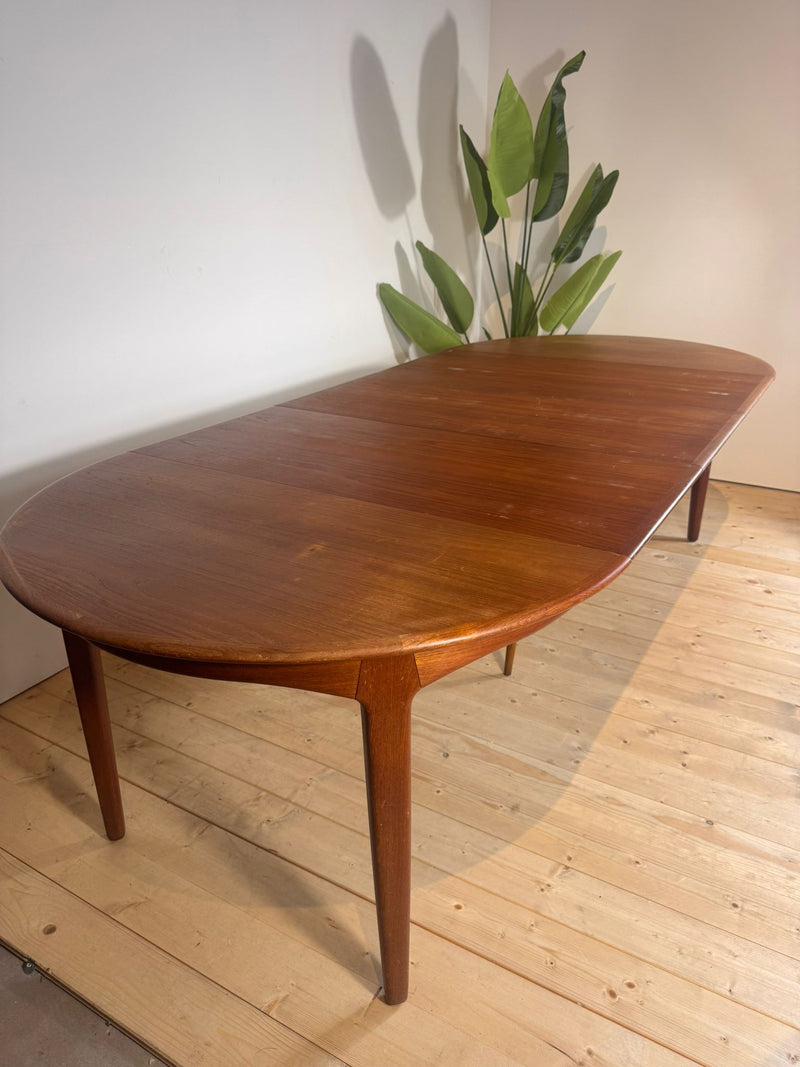 Tavolo rotondo Model 62 Henry Kjærnulf in teak, 1958