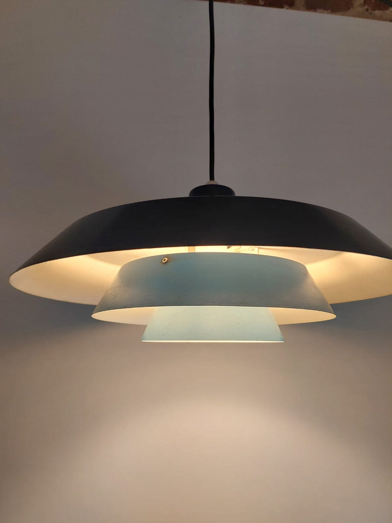 Troika” in metallo blu, Bent Karlby per Lyfa, Danimarca 1960