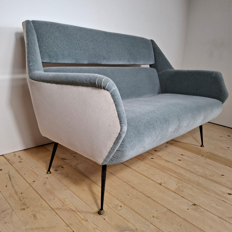 Divano Due Posti Minotti per Gigi Radice in Velluto Kvadrat Bicolor – Italia 1955