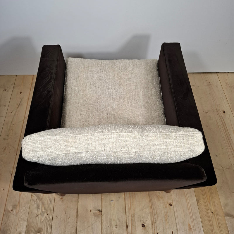 Coppia di Poltrone Vintage Rivestite in Velluto Hermès e Bouclé di Lino – Mid-Century Modern