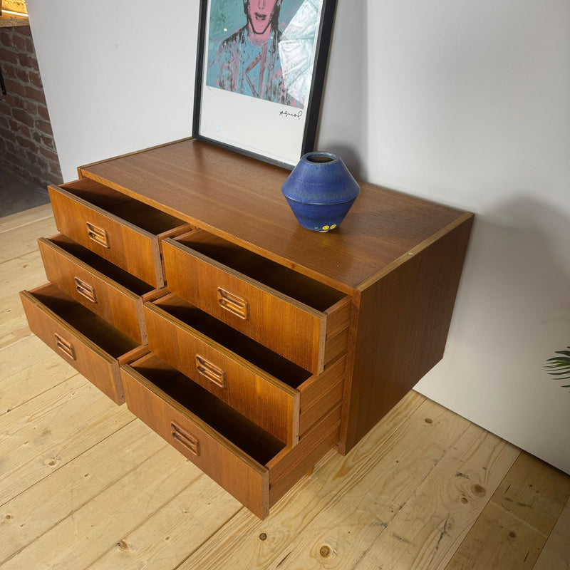 Piccola Cassettiera Vintage Danese Anni ’60 in Teak a Sei Cassetti – Mid-Century Modern