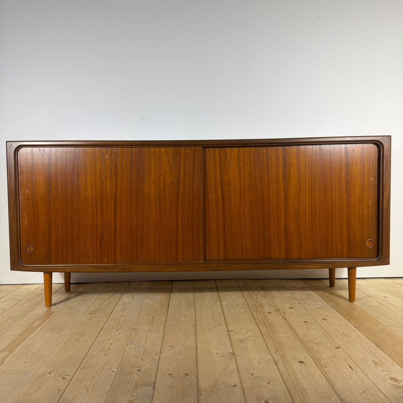 Sideboard Mid-Century Modern in Teak con Ante Scorrevoli – Design Scandinavo Anni ’60