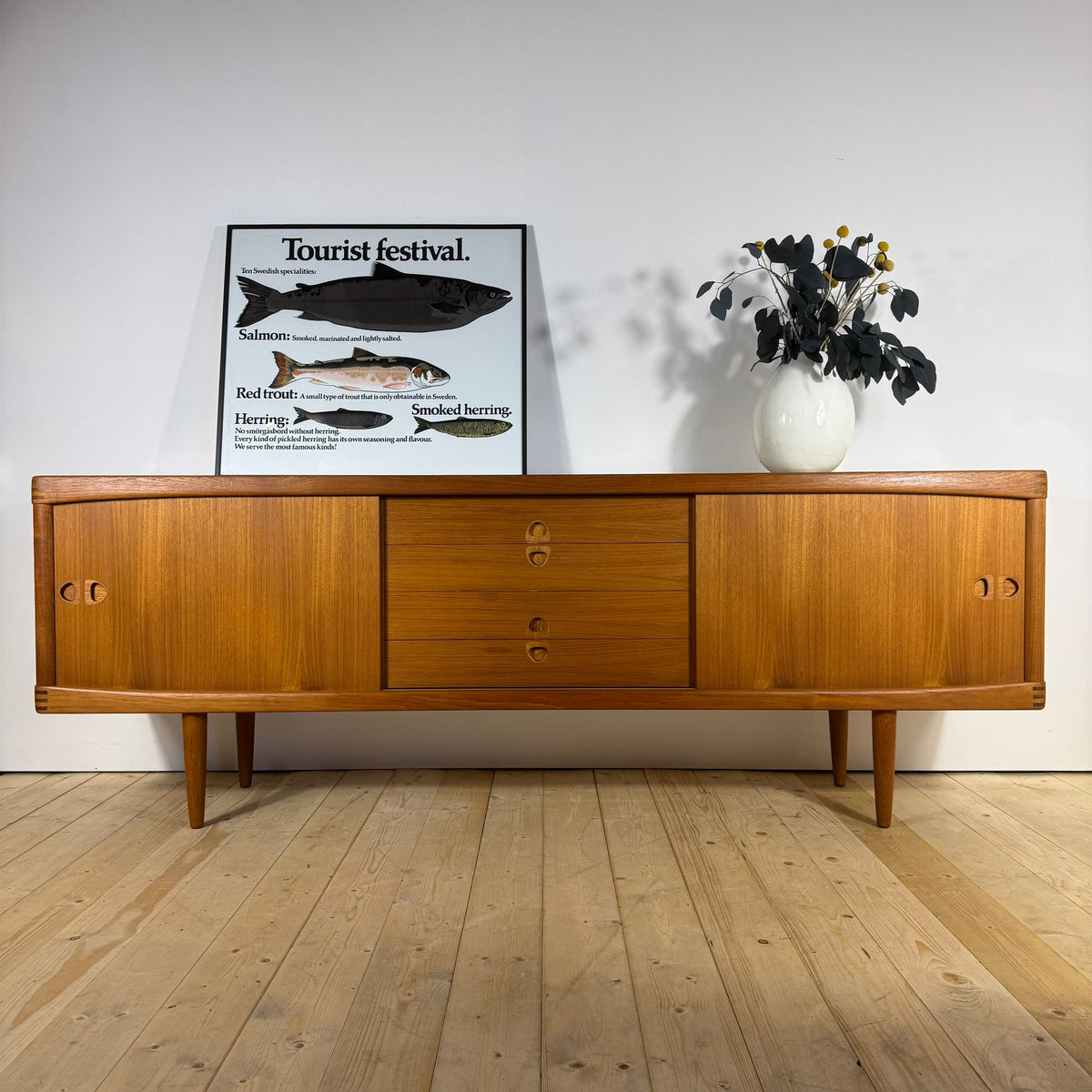 Sideboard Vintage di H.W. Klein per Bramin in Teak – Design Danese Anni ’60