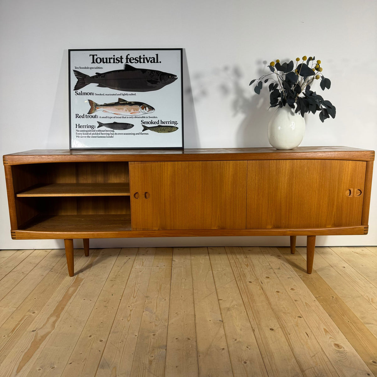 Sideboard Vintage di H.W. Klein per Bramin in Teak – Design Danese Anni ’60