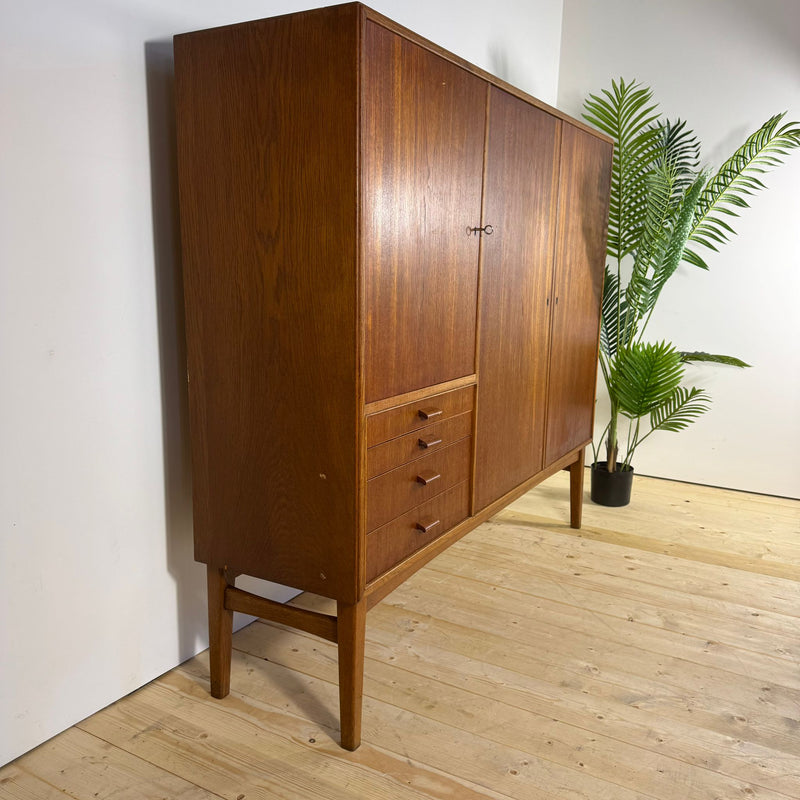 Sideboard Alto Mid-Century Modern in Teak – Design Scandinavo Anni ’60