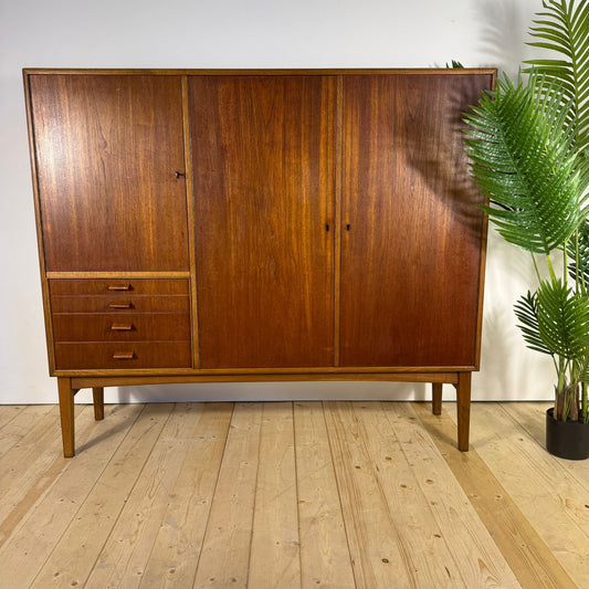 Sideboard Alto Mid-Century Modern in Teak – Design Scandinavo Anni ’60