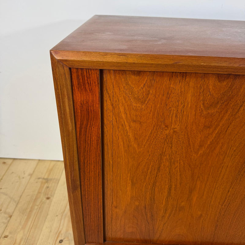 Sideboard Vintage in Teak con Ante a Scomparsa – Design Scandinavo Mid-Century