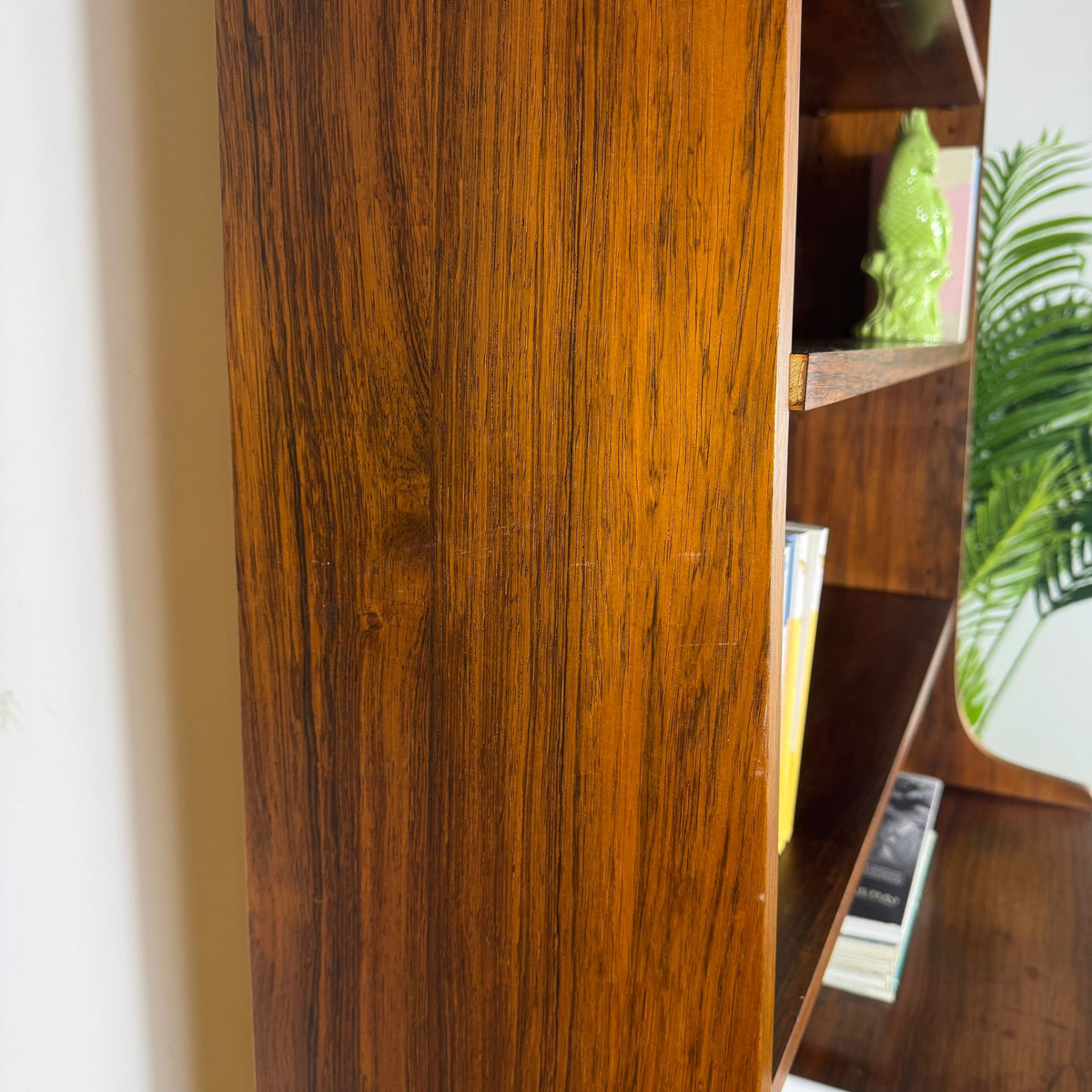 Libreria Vintage in Palissandro – Design Mid-Century Modern Scandinavo