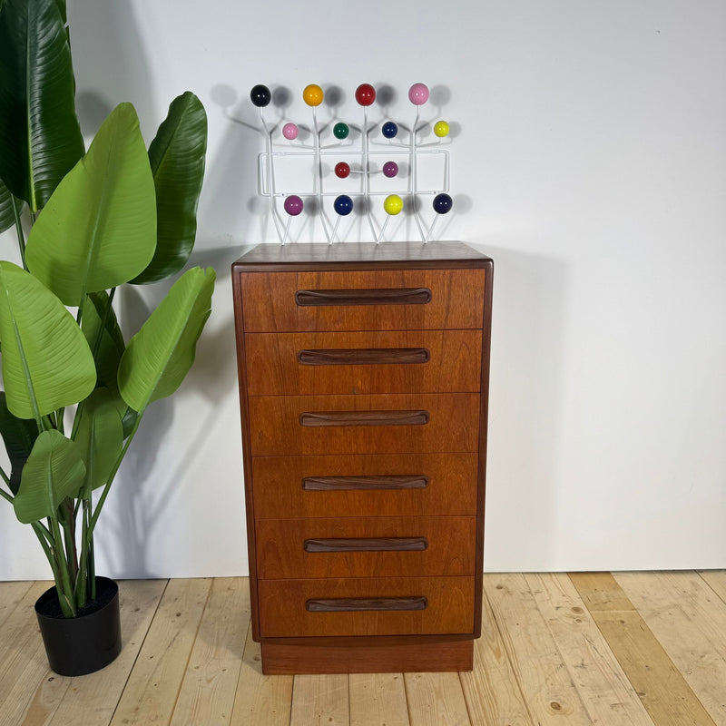 Cassettiera G-Plan in Teak – Eleganza Mid-Century del Design Britannico
