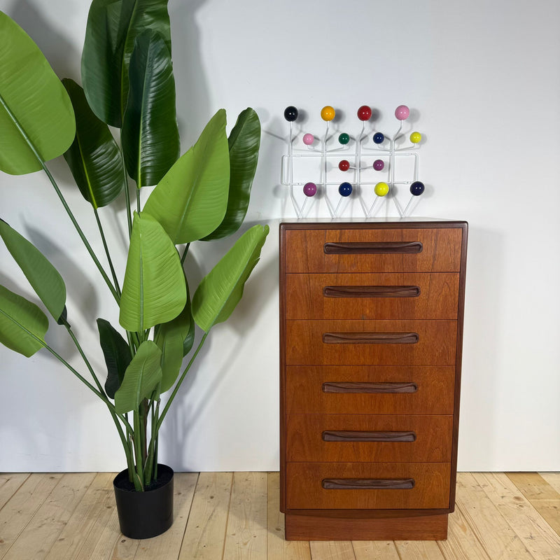 Cassettiera G-Plan in Teak – Eleganza Mid-Century del Design Britannico