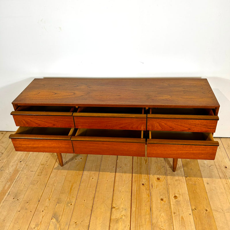 Cassettiera Austinsuite in teak, anni ’60