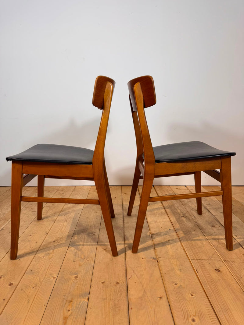 Pair of Vintage Teak Dining Chairs – Denmark (1960s)