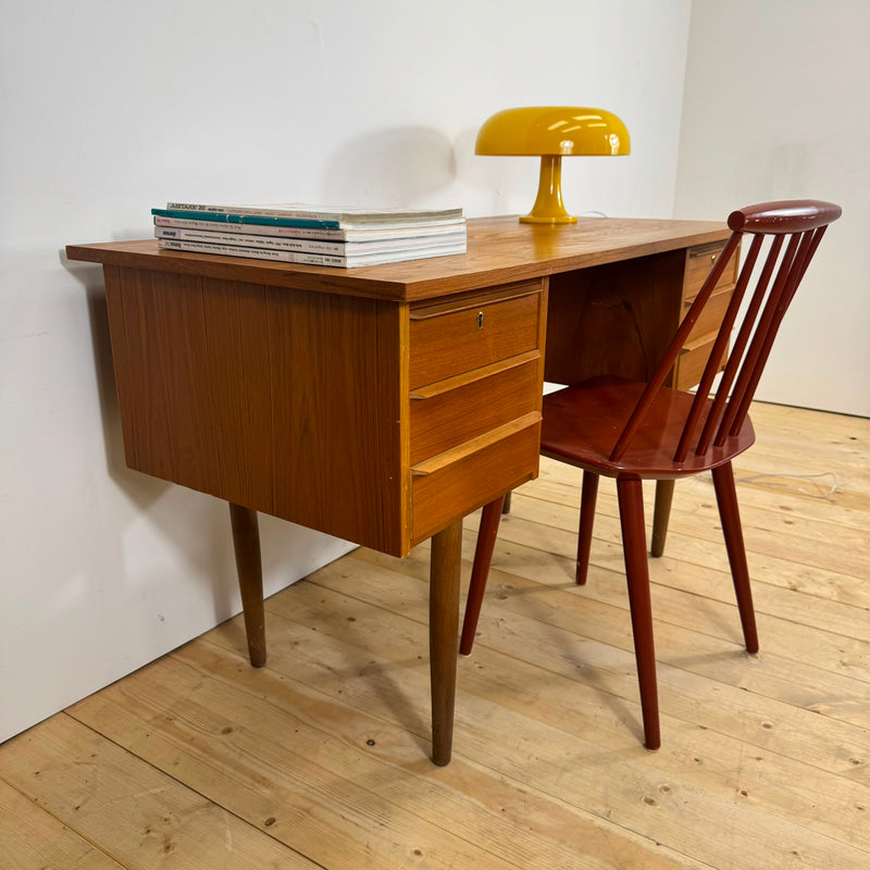 Scrittoio danese in teak, 1960