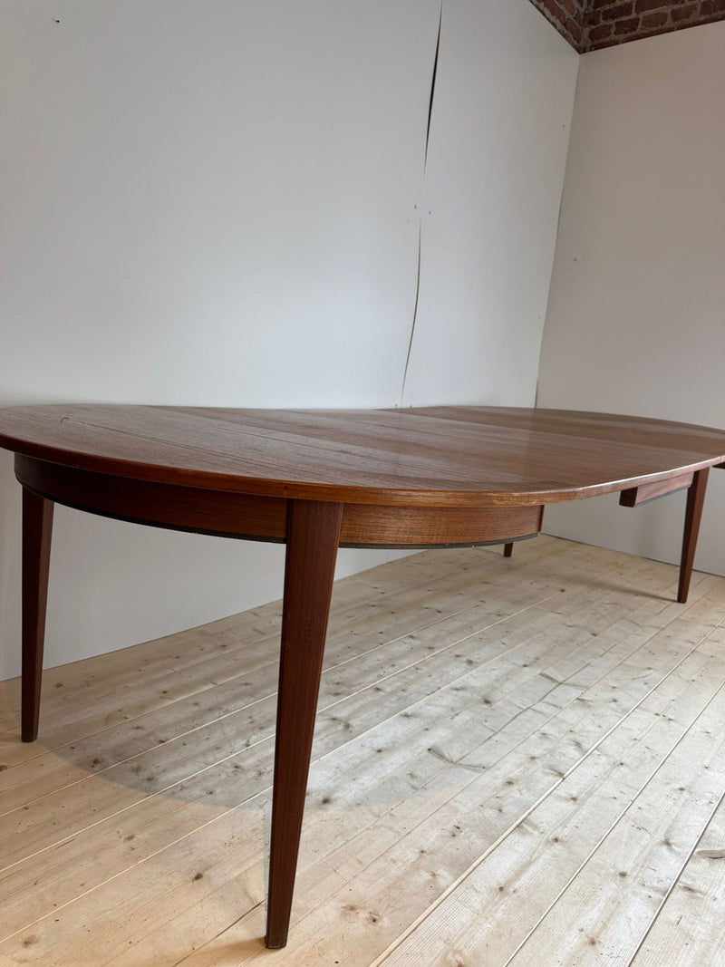 Tavolo da pranzo rotondo in teak con 3 estensioni, Danimarca 1960