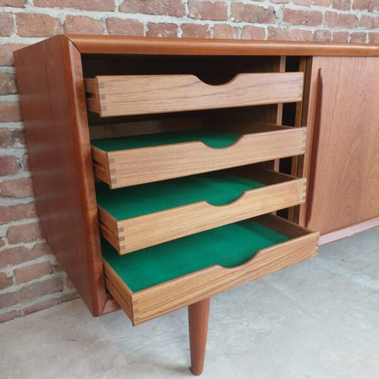 Credenza HP Hansen Møbelindustri, Danimarca 1960