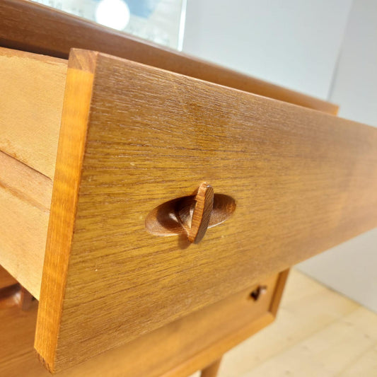 Sideboard con cassetti di H.W. Klein per Bramnin, Danimarca 1960
