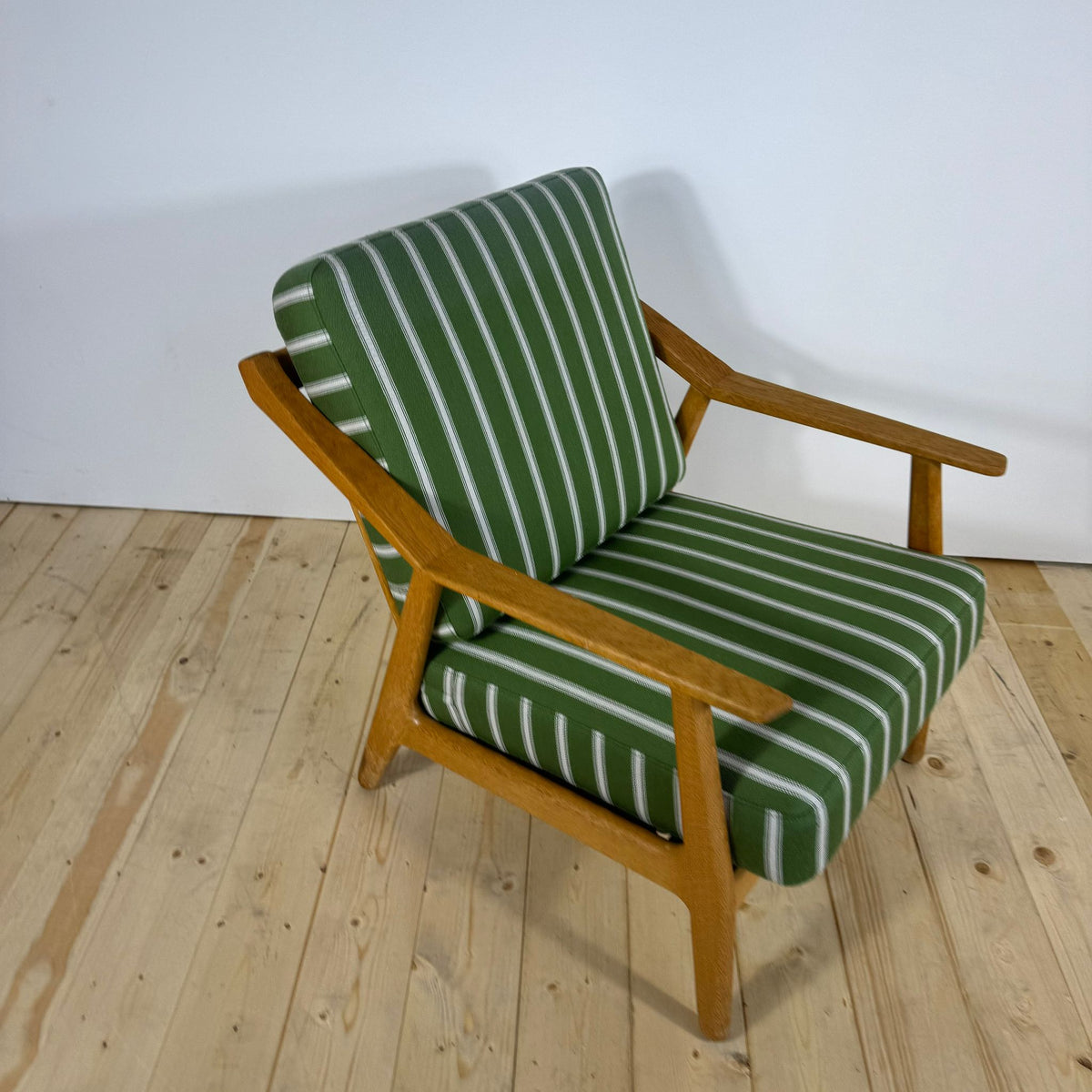 Brockmann-Petersen Mid-Century Modern Armchair – Danish Teak & Oak Frame, 1950s–60s Scandinavian Design