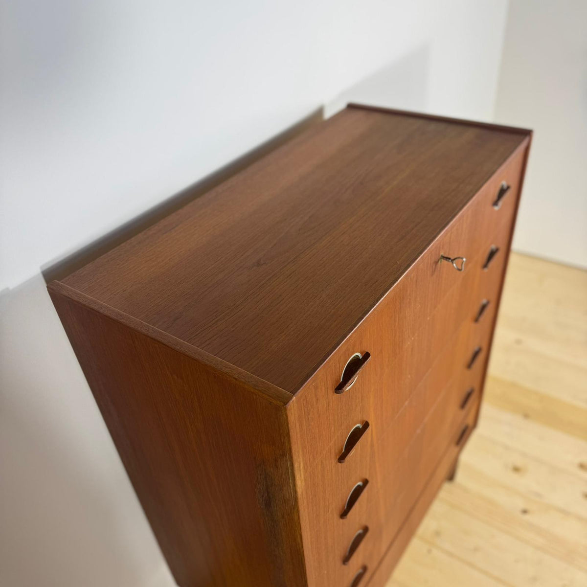 arredo modernariato danese cassettiera teak stov