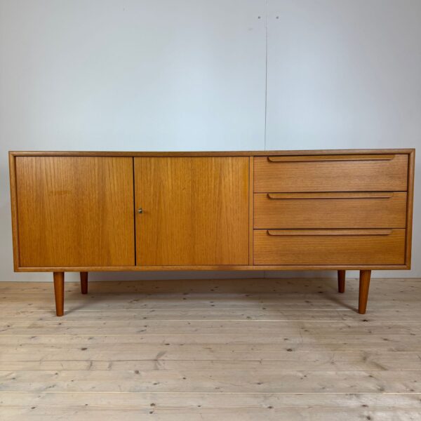 arredo salotto design scandinavo credenza teak